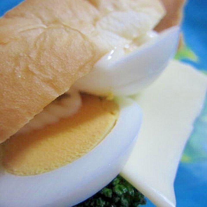卵ブロッコリーサンド